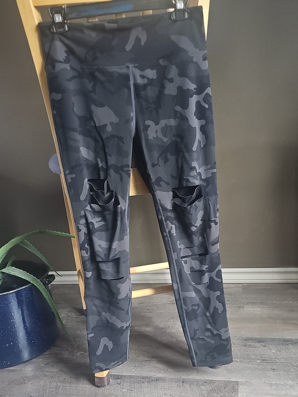 Zyia Women's Activewear